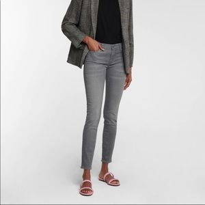 (7 for all mankind) The Skinny, charcoal grey jean, 27